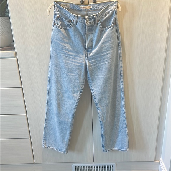Levi’s Ribcage Straight - Picture 1 of 3